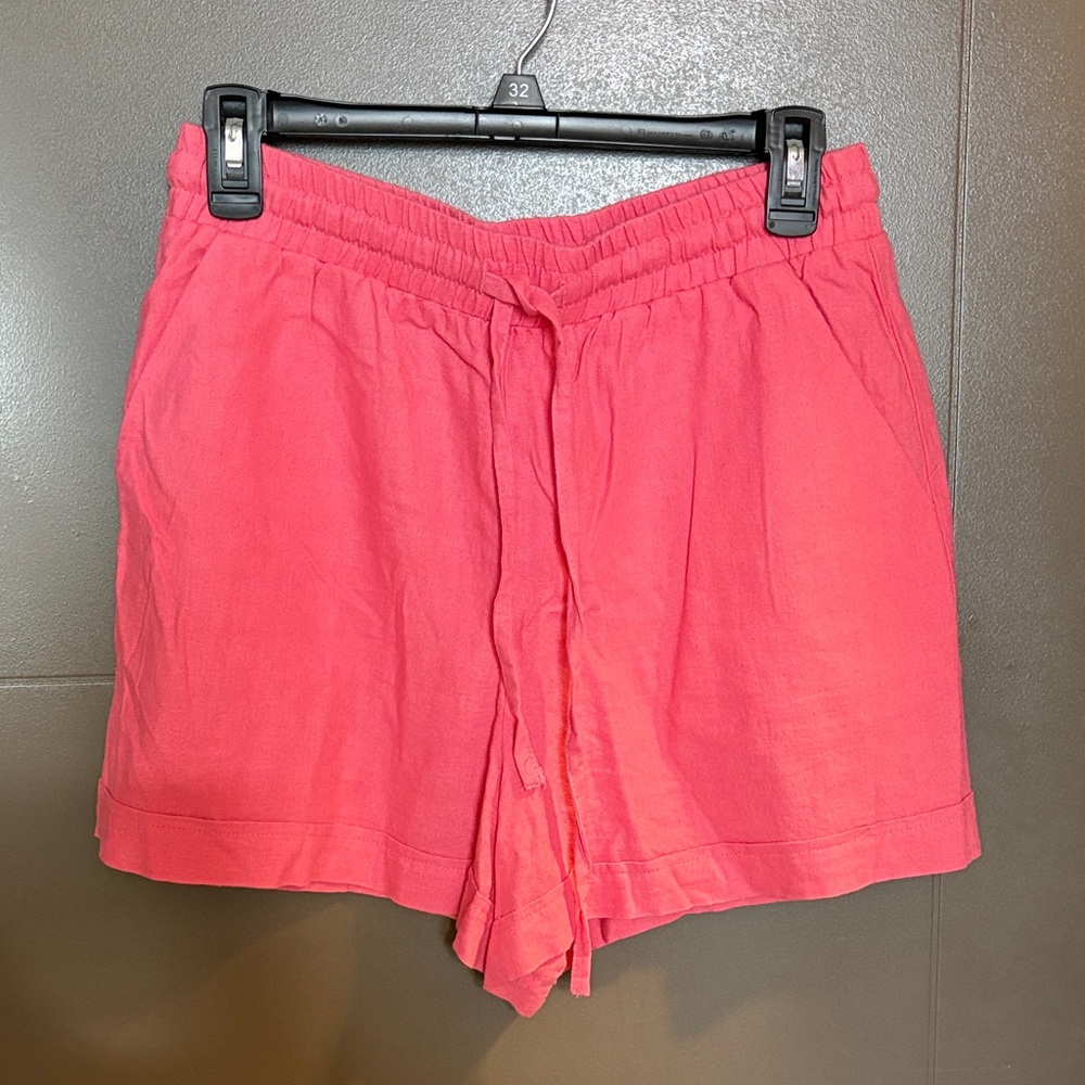 Versona Pink Shorts